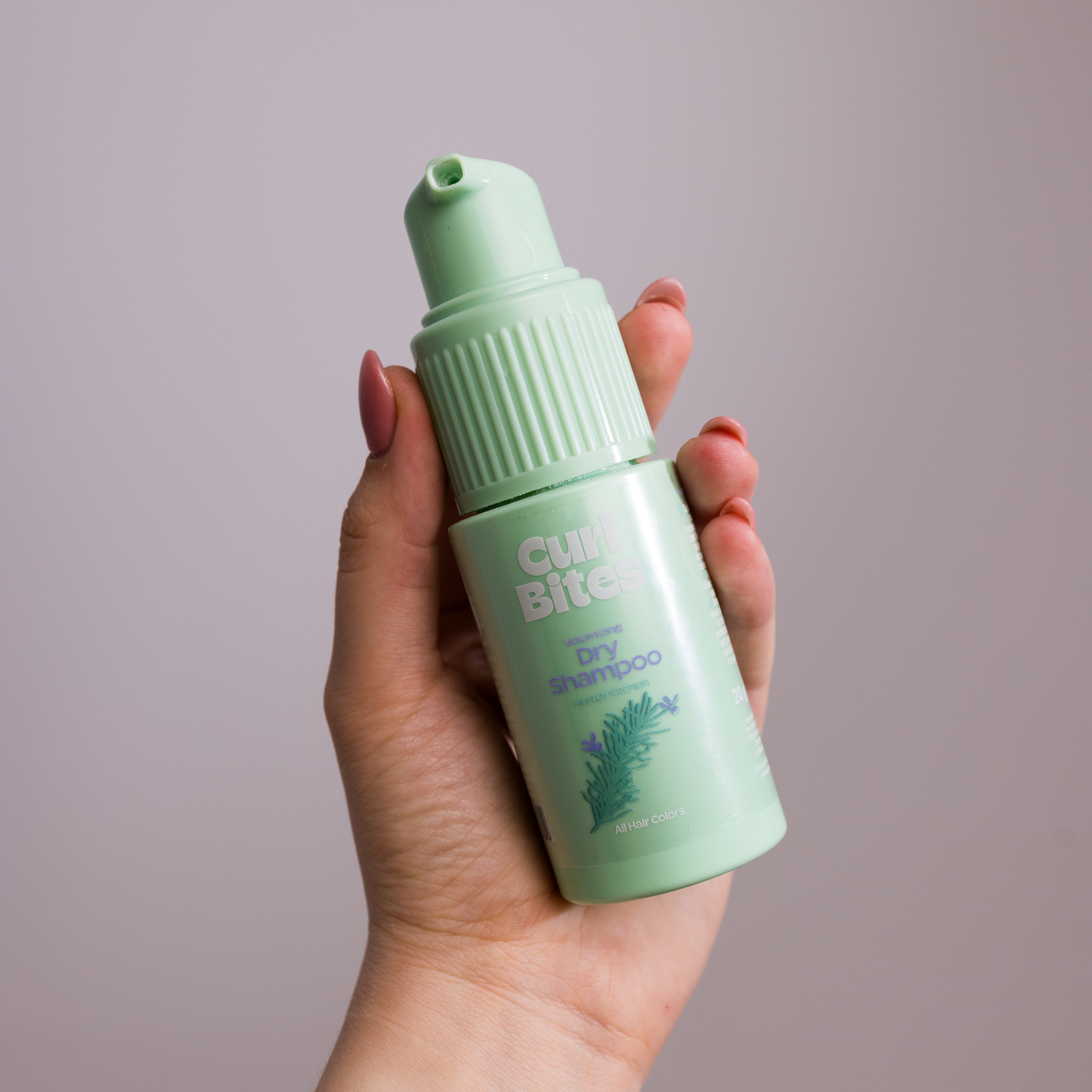 Curl Bites apimties suteikiantis sausas šampūnas