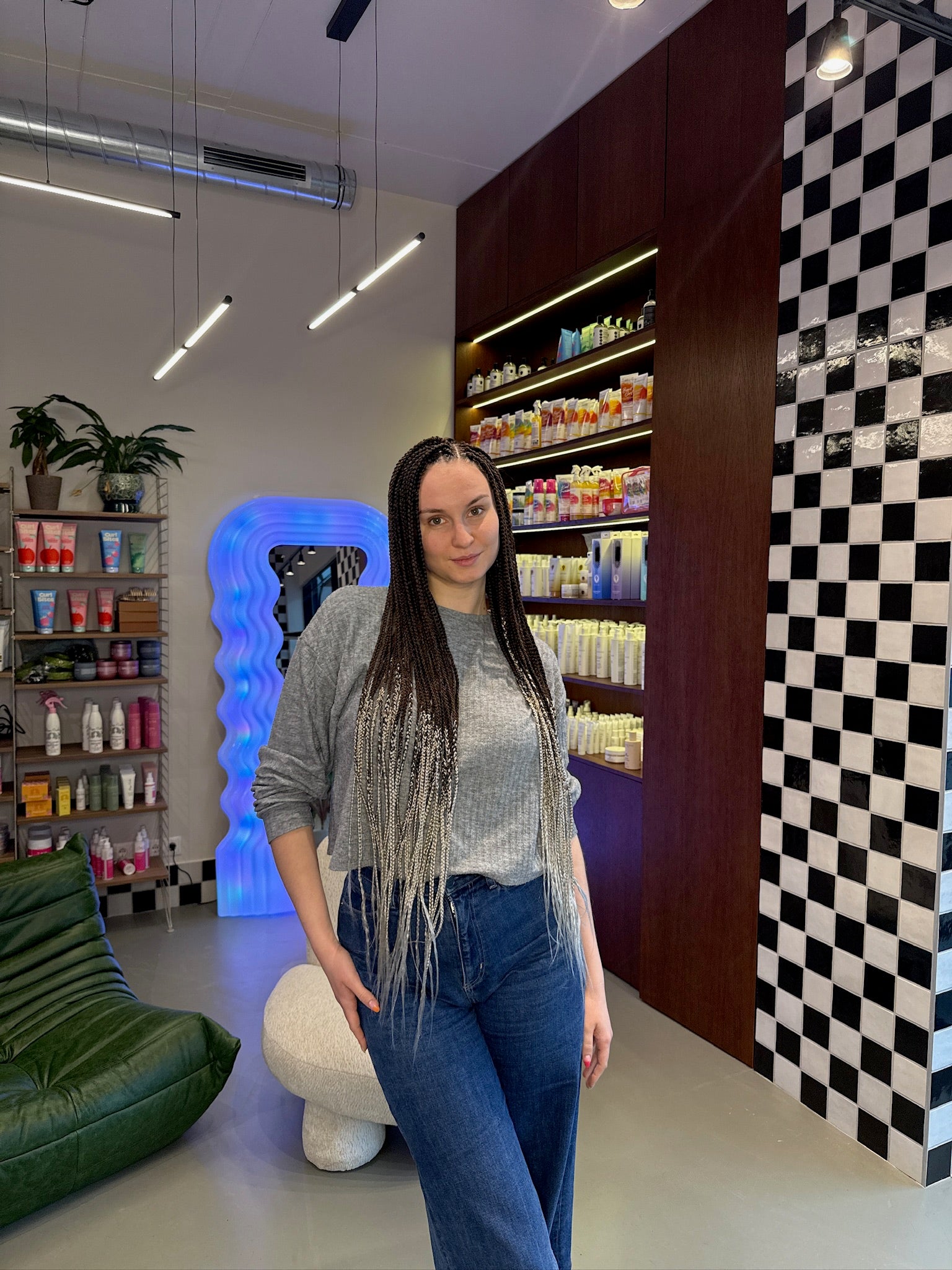 Afrikietiškų kasyčių pynimas su meistre Oiyn - registruojamasi be eilės!