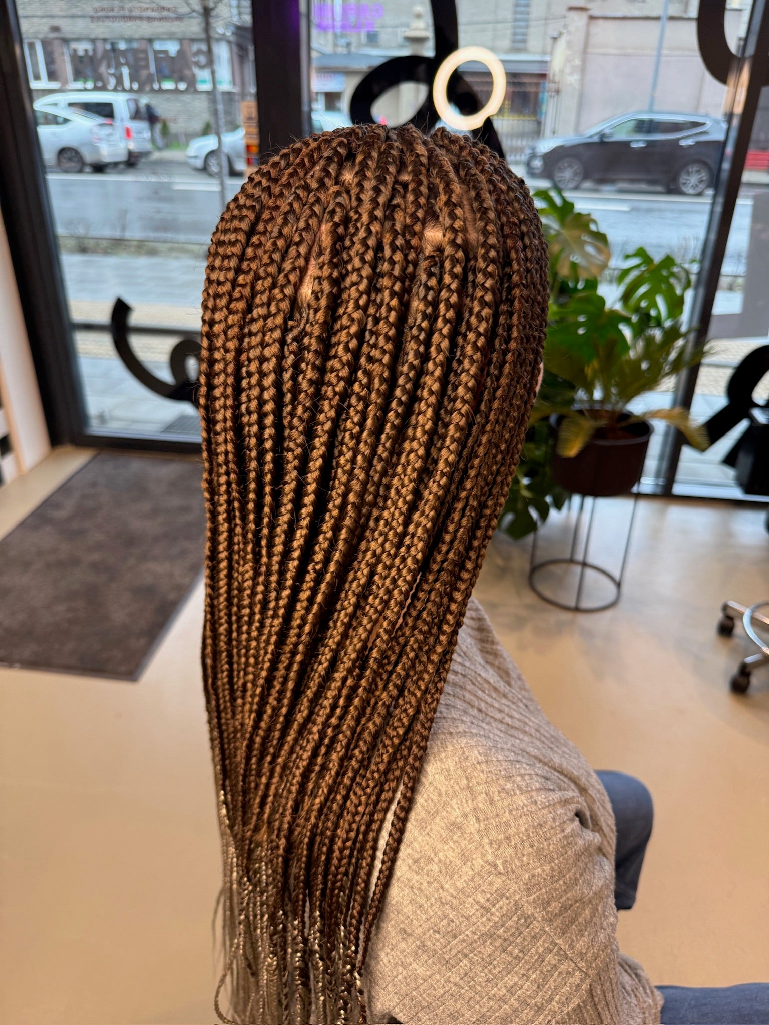 Afrikietiškų kasyčių pynimas su meistre Oiyn - registruojamasi be eilės!