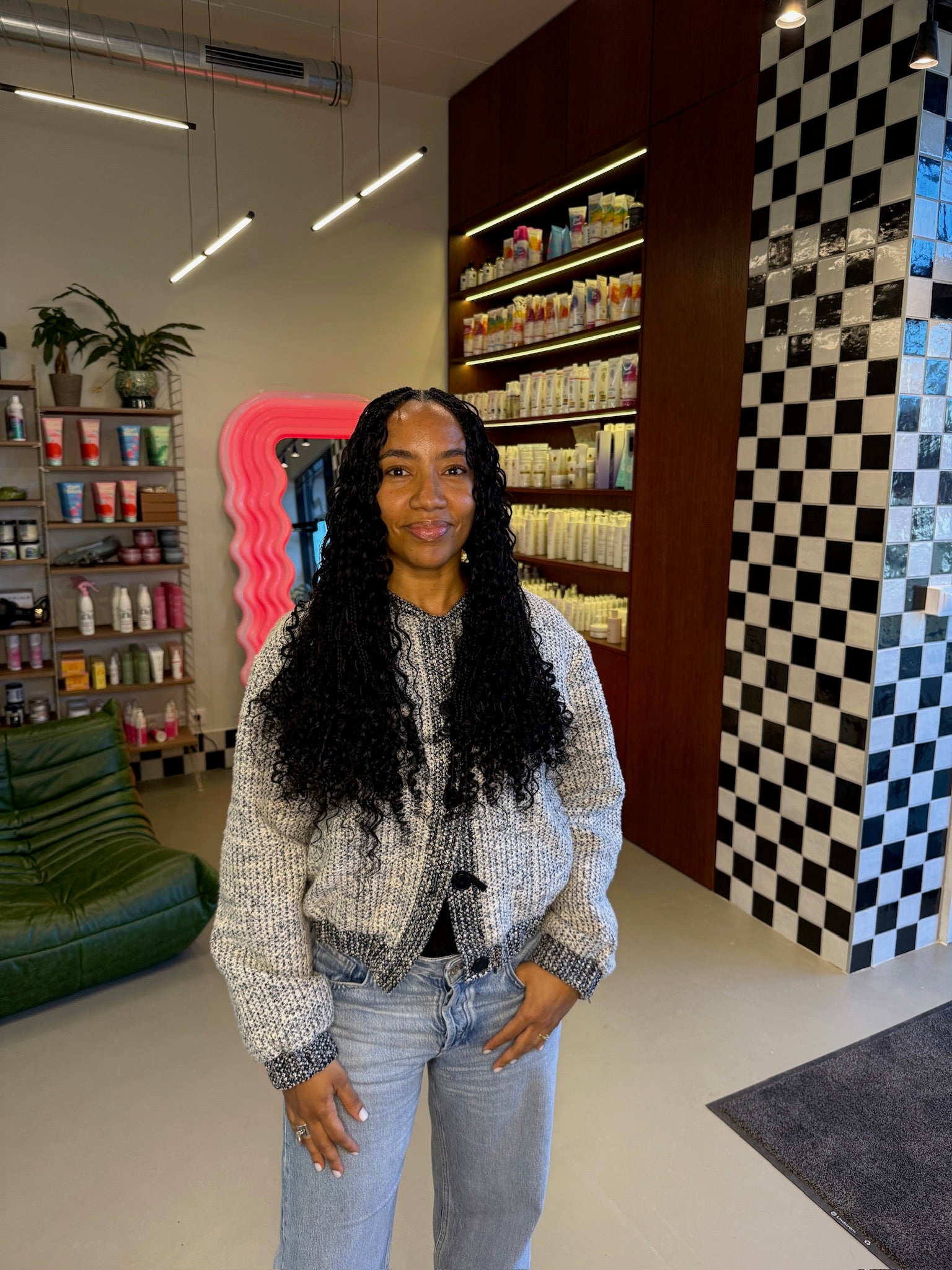 Afrikietiškų kasyčių pynimas su meistre Oiyn - registruojamasi be eilės!