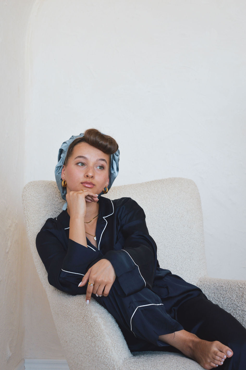 Reguliuojama šilkinė miego kepuraitė