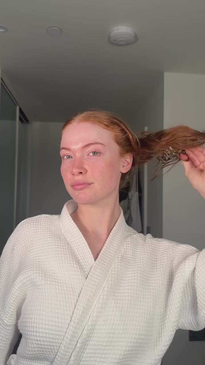 Umberto Giannini Curl Foam Anti-Frizz stilizavimo putos