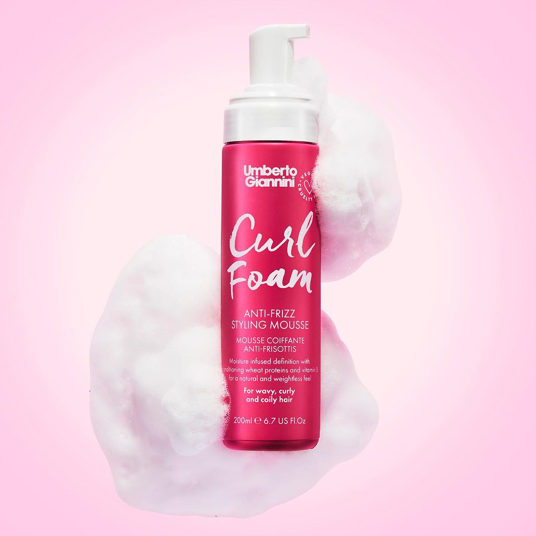Umberto Giannini Curl Foam Anti-Frizz stilizavimo putos