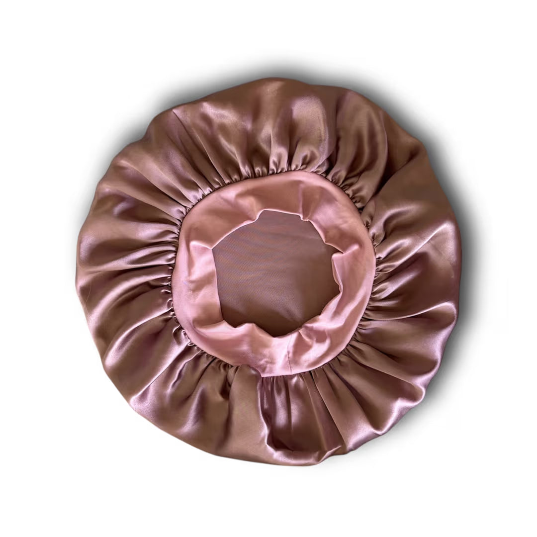 Adjustable silk bonnet
