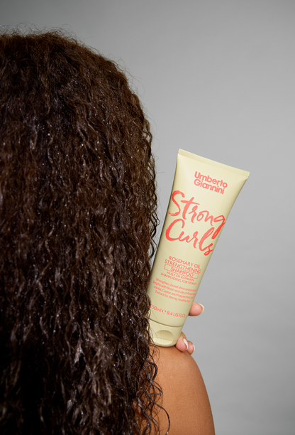 Umberto Giannini Strong Curls šampūnas riebesnei ir normaliai odai
