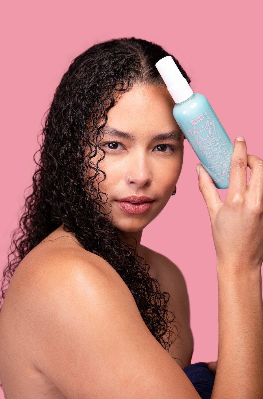 Umberto Giannini Thirsty Curls stilizavimo kremas su apsauga nuo UV spindulių