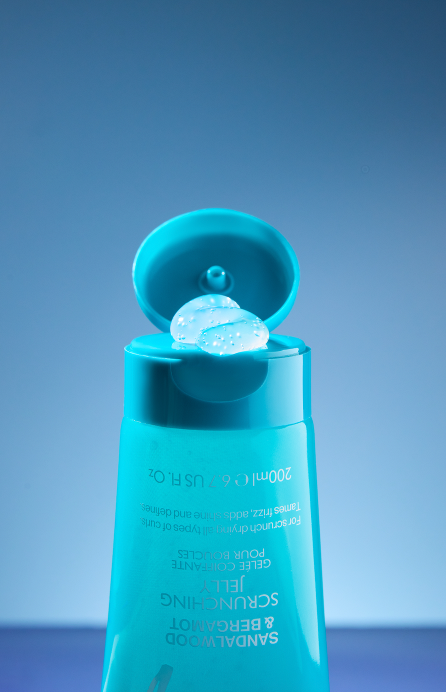 Umberto Giannini Sandalwood & Bergamot Curl Jelly Scrunching gelis (JAU GREITAI)