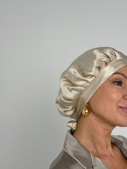 Reguliuojama šilkinė miego kepuraitė