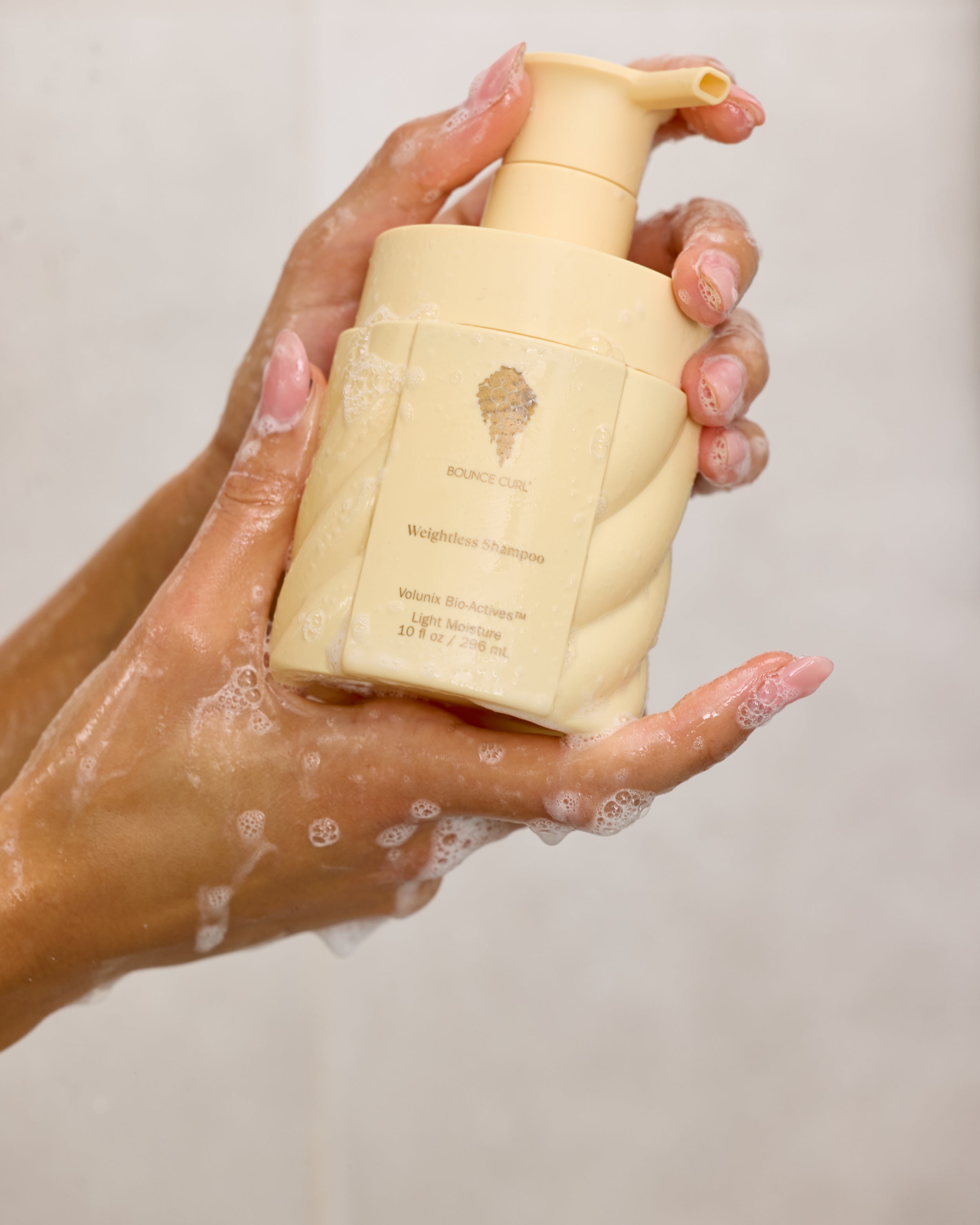 Bounce Curl šampūnas | Weightless kolekcija